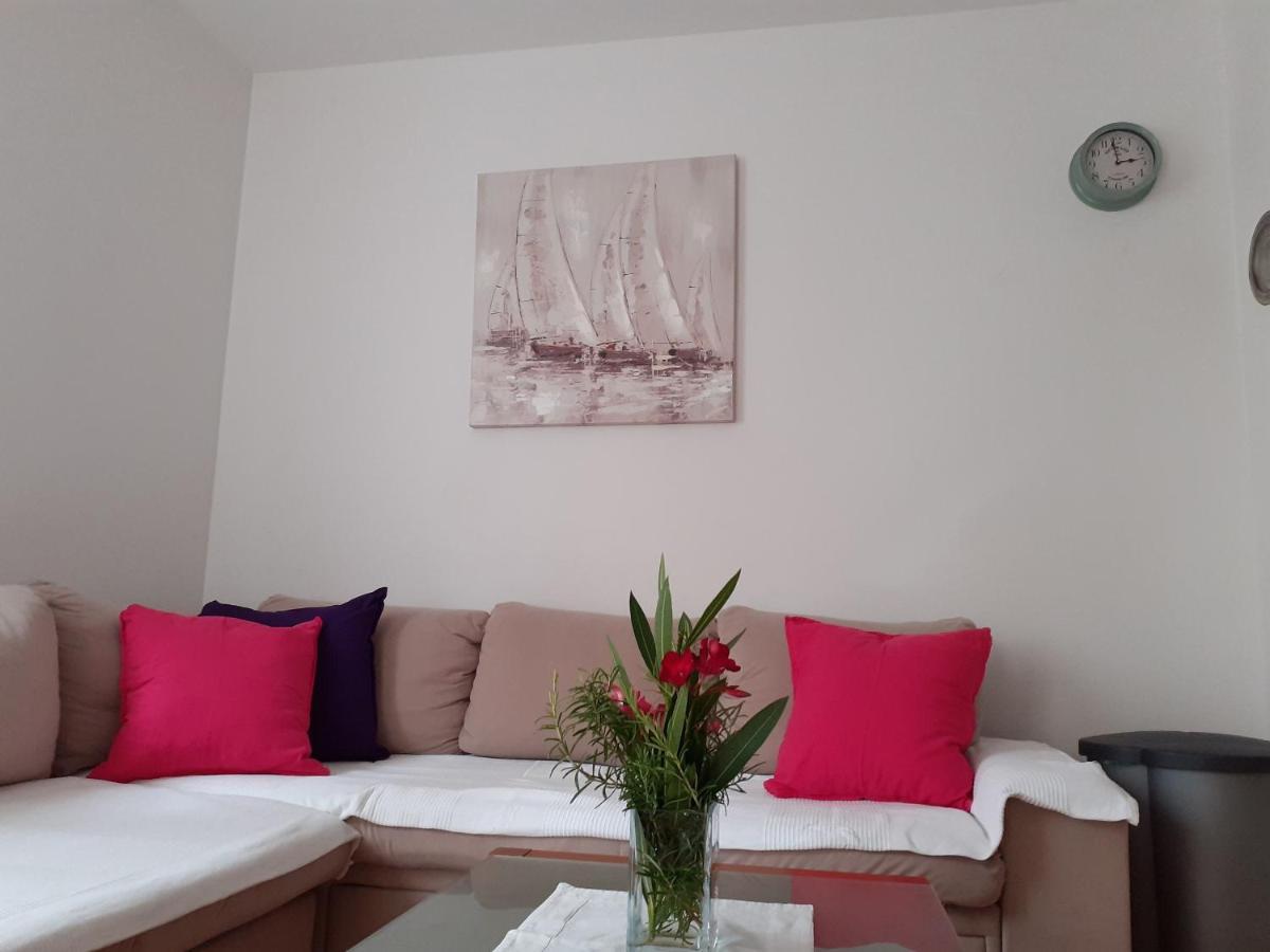 Apartment Conty On The Ground Floor Malinska Eksteriør bilde